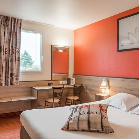 Ace Hotel Bourges Bagian luar foto
