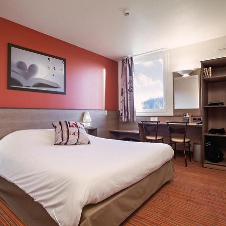 Ace Hotel Bourges Bagian luar foto