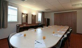 Ace Hotel Bourges Bagian luar foto